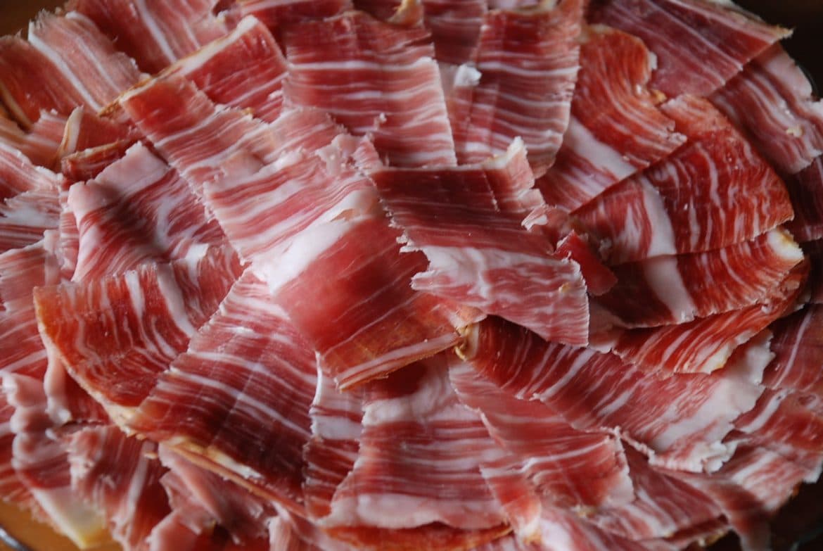 Presunto Ramon Você sabe a diferença entre o Presunto Pata Negra e o Presunto Serrano ...